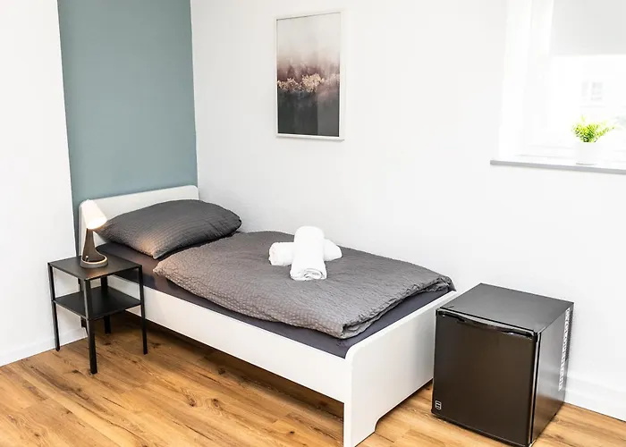 Cosyhomes24 - Centrally With Balcony - Ha02